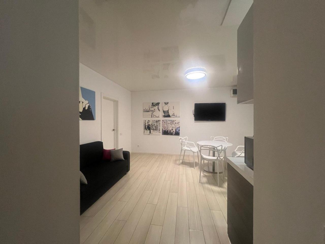 2-Room Luxury Apartment In The Center Kiev Luaran gambar