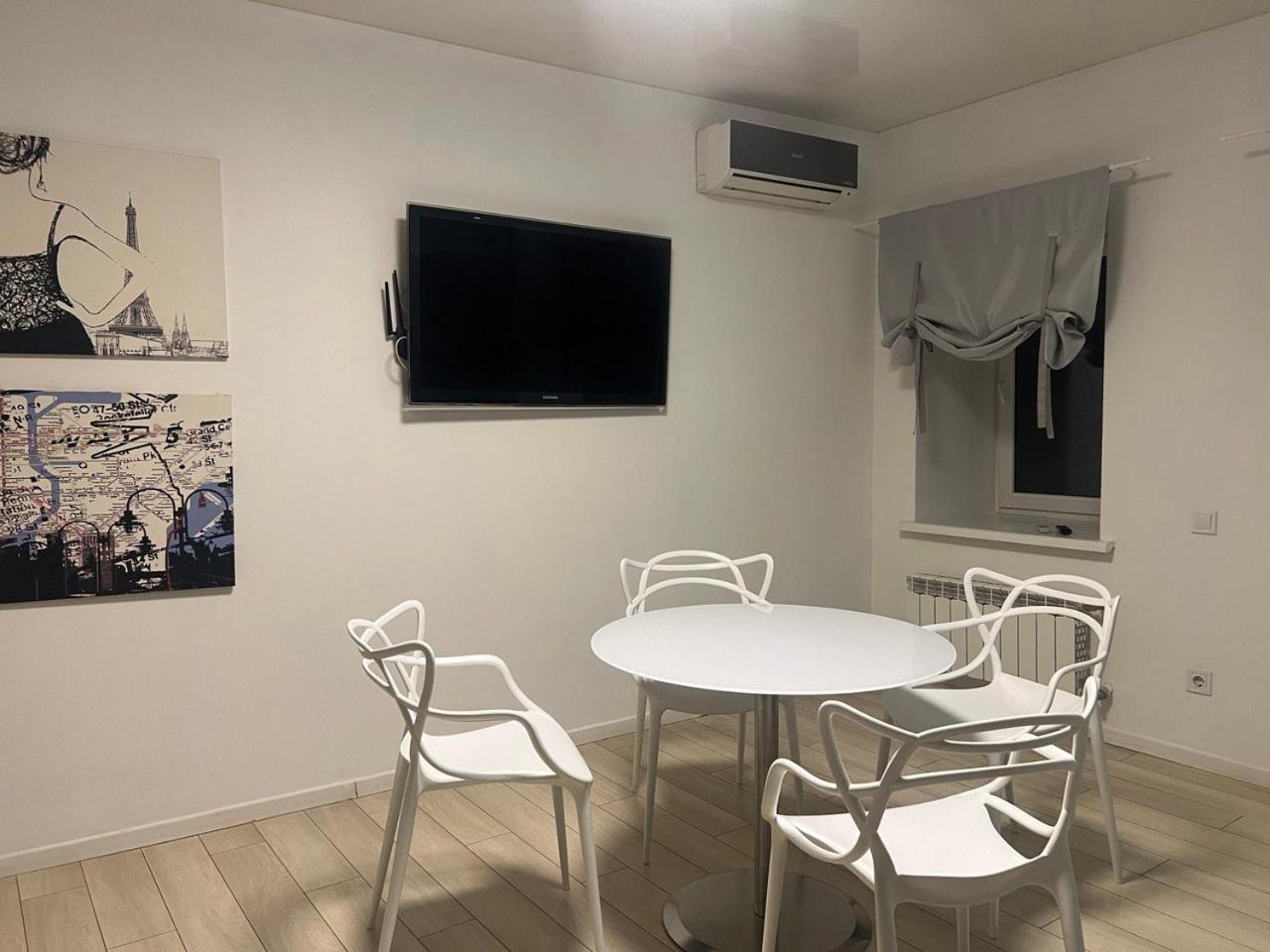 2-Room Luxury Apartment In The Center Kiev Luaran gambar