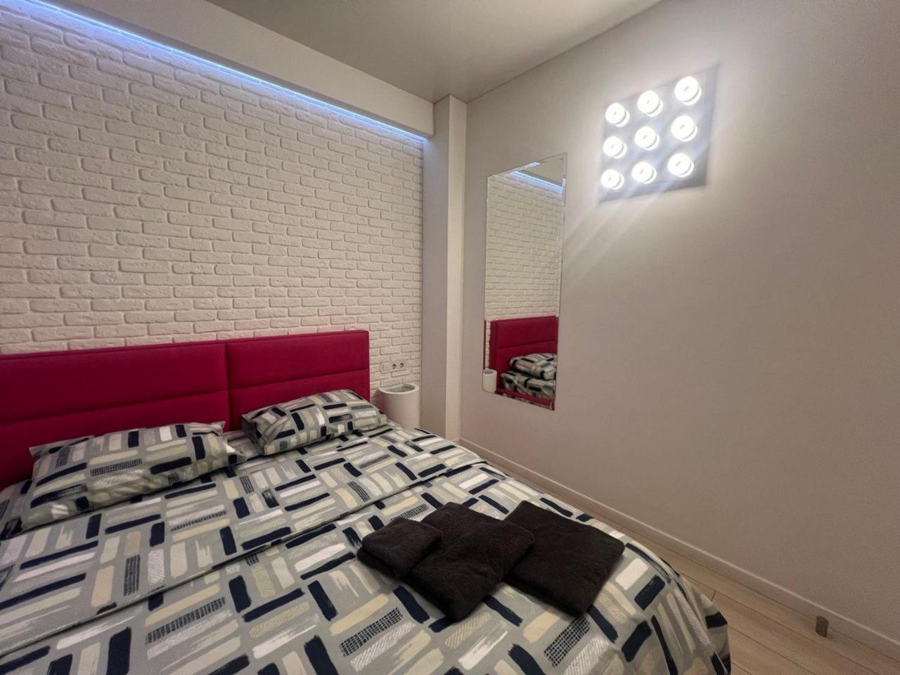 2-Room Luxury Apartment In The Center Kiev Luaran gambar